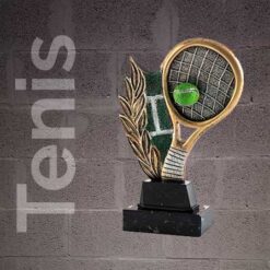 Tenis